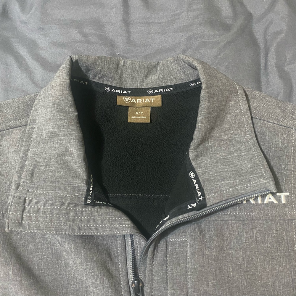 Ariat Vest Men Size Small Gray Color